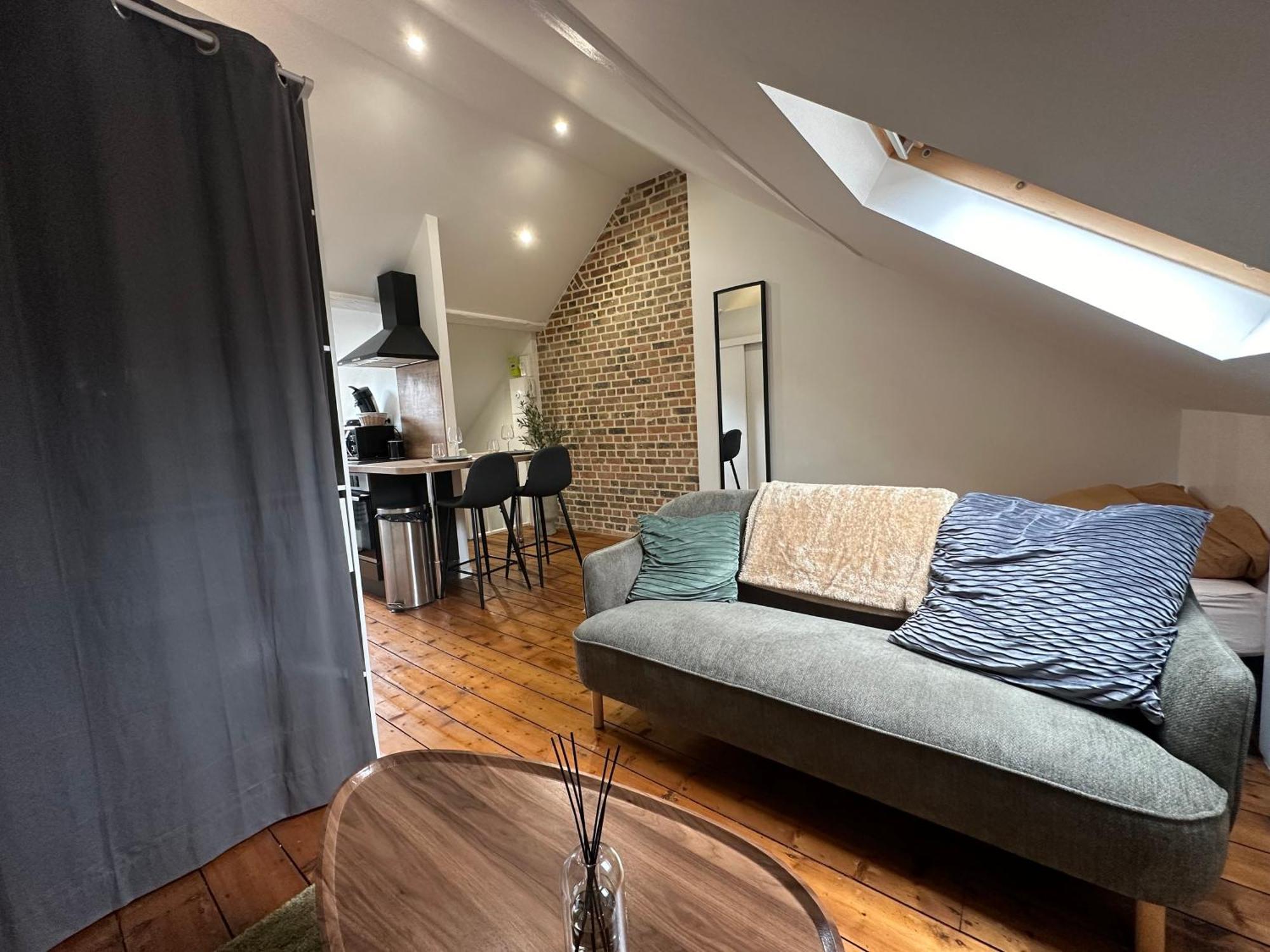 Immeuble St-pierre - Gare 10min - Hortillonnages 5min - Wifi - Tv Hd Apartment Amiens